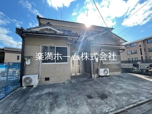 小山北玄以町貸家の物件外観写真